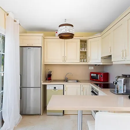 Duplex Sea And Mountain View *