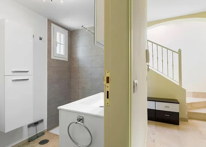 Duplex Sea And Mountain View