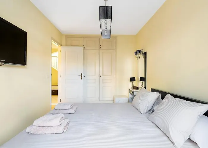 Duplex Sea And Mountain View * بالم مار